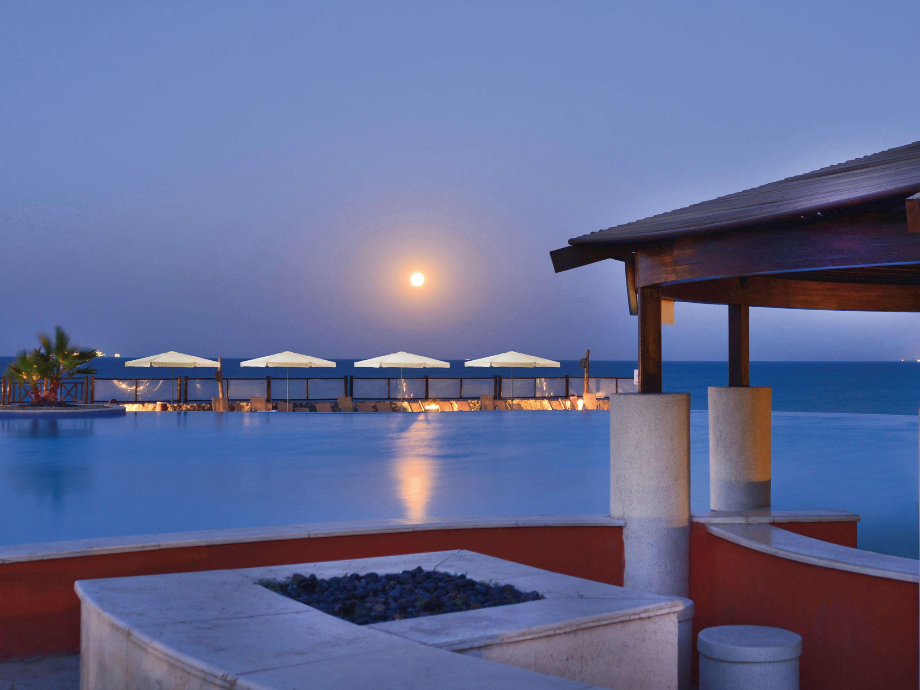 艾尔索克纳瑞享酒店 艾因苏赫纳 外观 照片 The Cove at The Oberoi, Mumbai